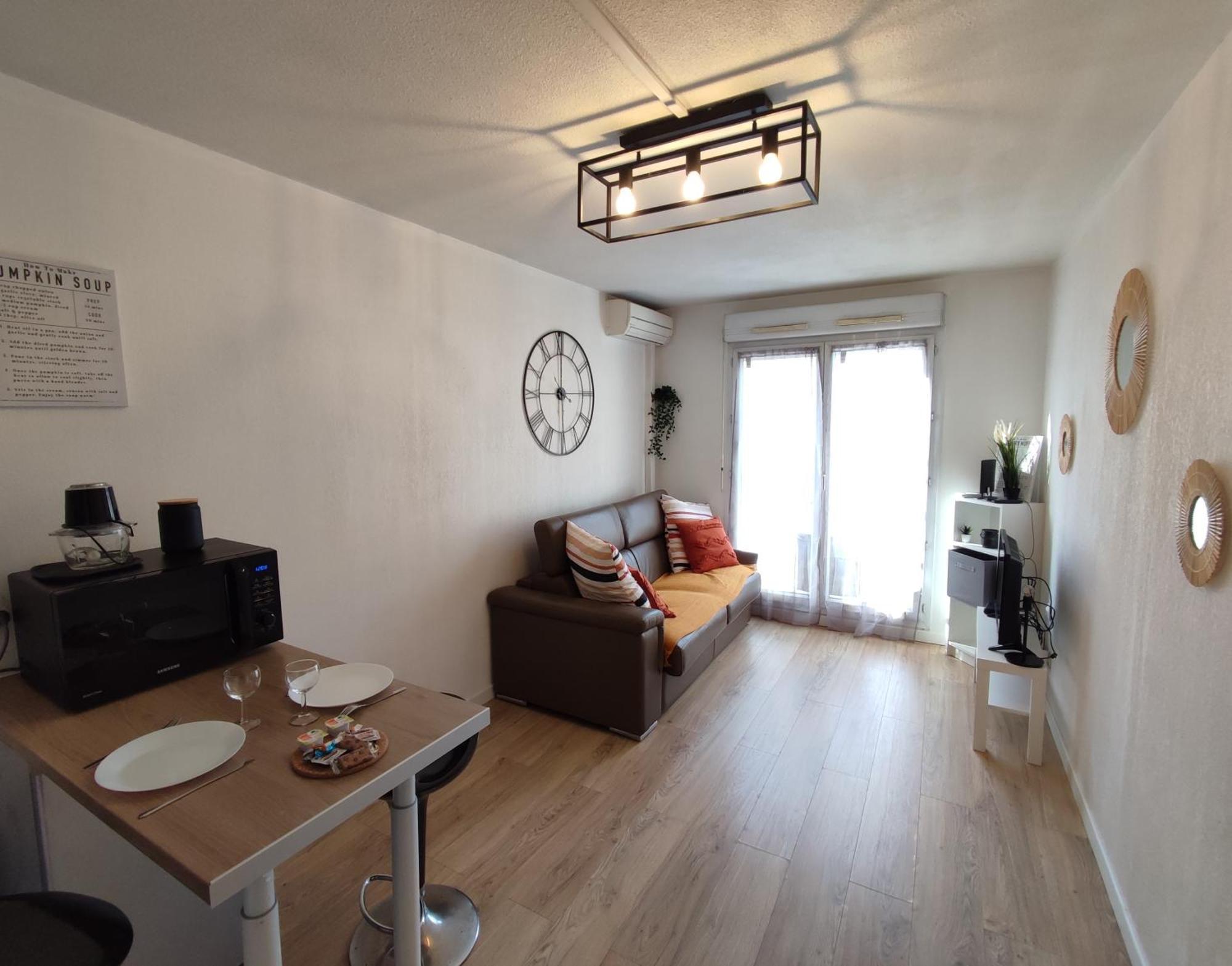 Appartement Climatise Tout Equipe A 6Min De La Gare St Charles 马赛 外观 照片