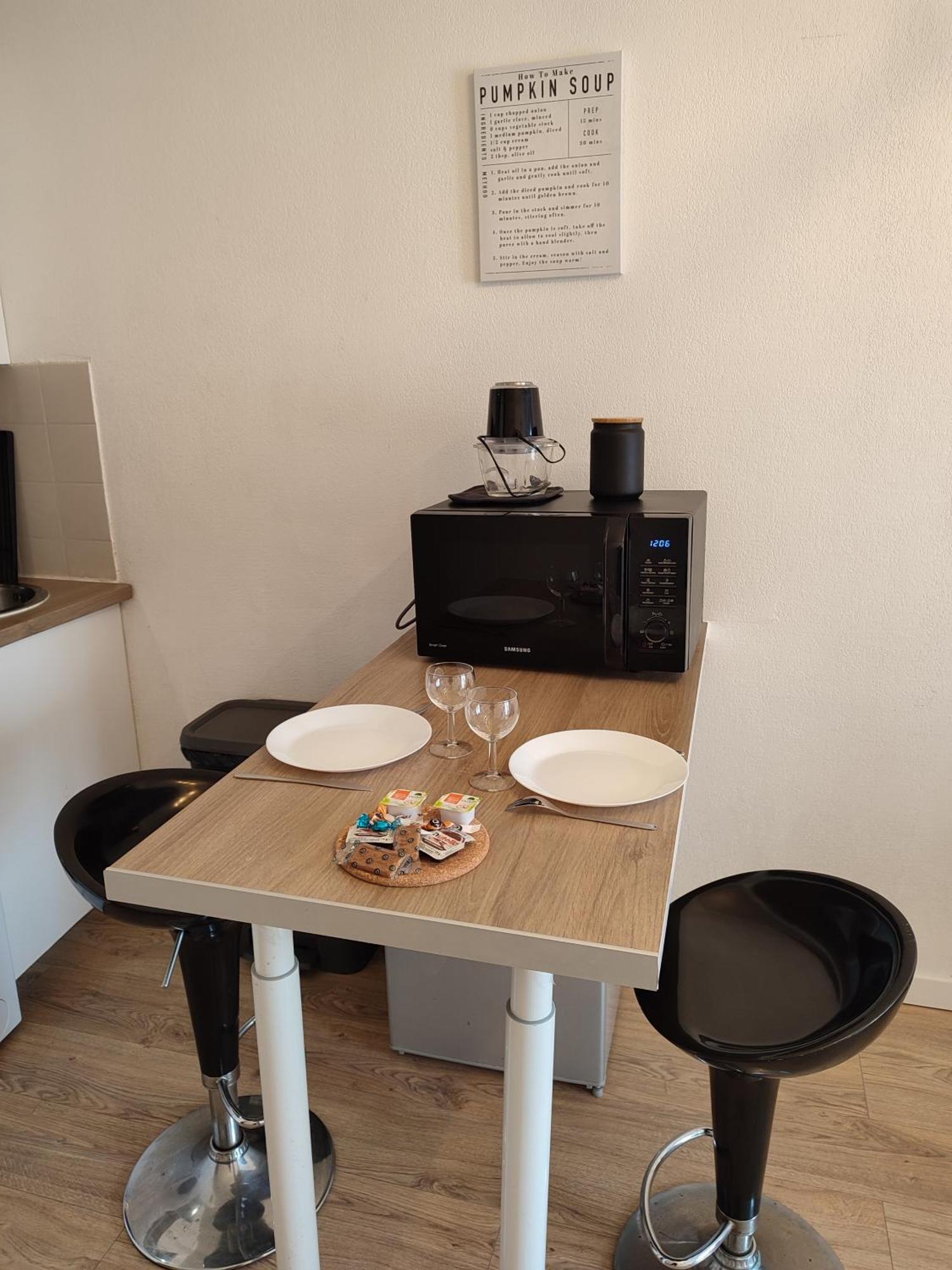 Appartement Climatise Tout Equipe A 6Min De La Gare St Charles 马赛 外观 照片